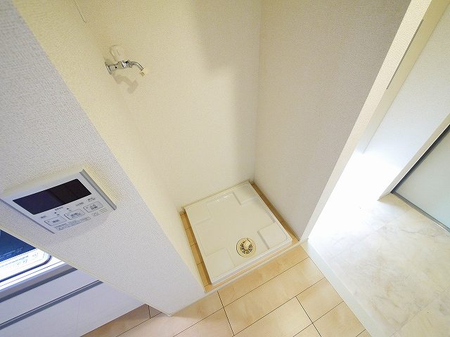 その他設備　嬉しい室内洗濯機置き場があります。