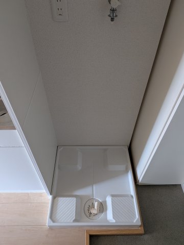 その他　室内洗濯機置場です