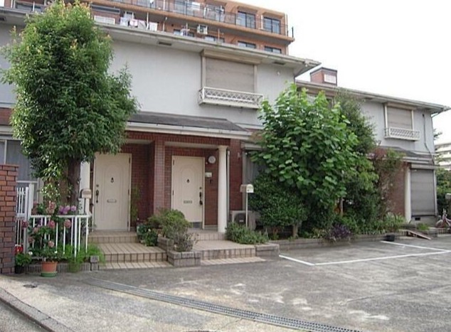 建物外観　外観はこんな感じです。