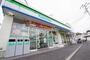 コンビニ　ファミリーマート 川崎本町一丁目店（コンビニ）まで71m