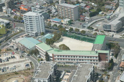 小学校　名古屋市立星ケ丘小学校（小学校）まで380m