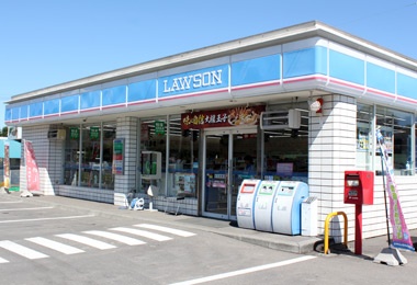 コンビニ　ローソン西脇野村店（コンビニ）まで496m