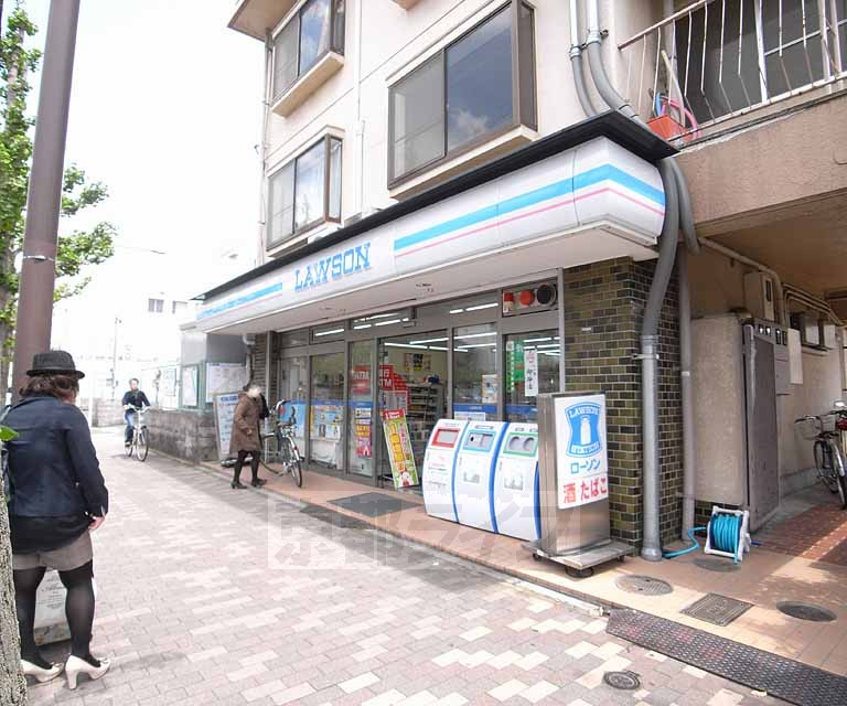 コンビニ　ローソン鞍馬口店（コンビニ）まで186m