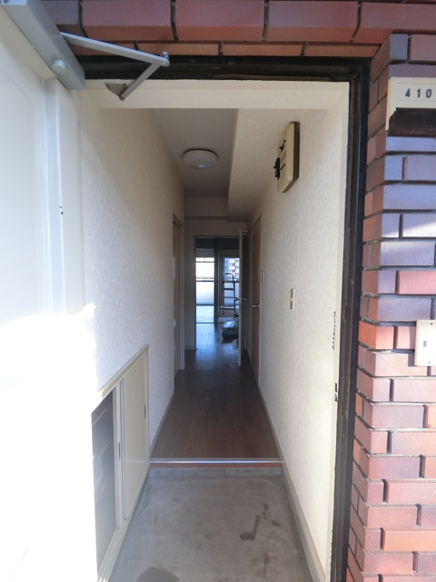 玄関　※クリーニング中です
