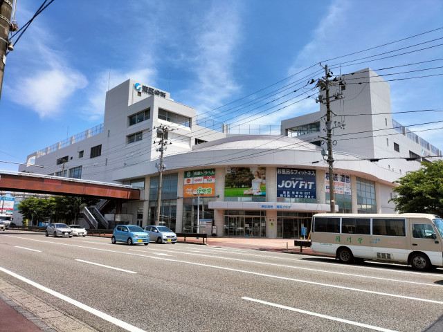 役所　新潟市東区役所（役所）まで493m
