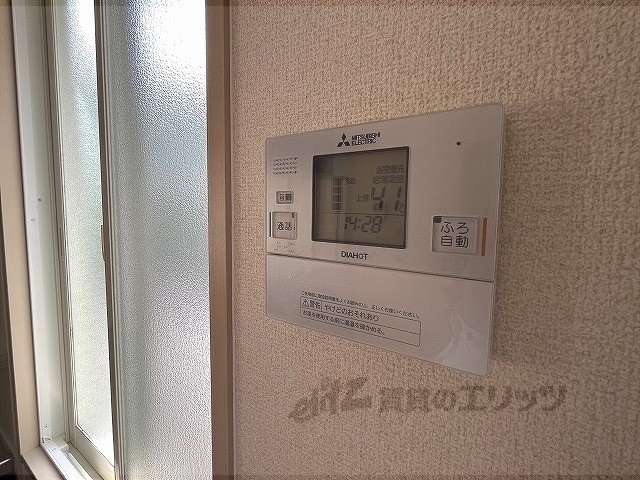 その他設備　給湯器リモコン