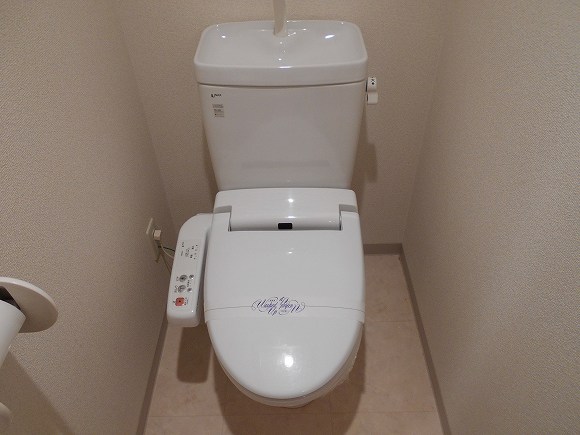 トイレ　落ち着いたトイレです