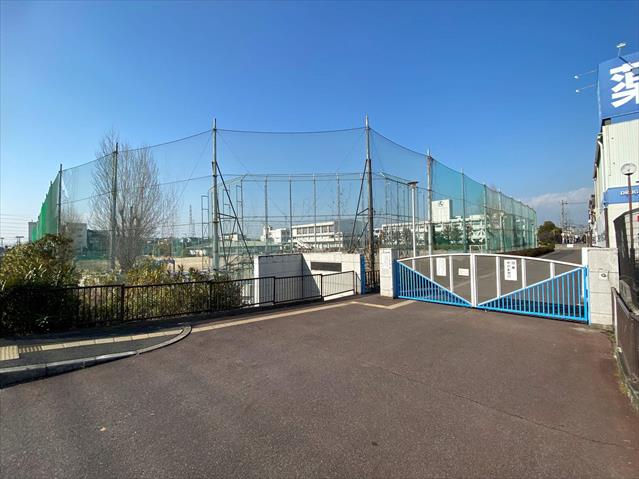 高校・高専　大阪府立枚岡樟風高等学校（高校・高専）まで992m
