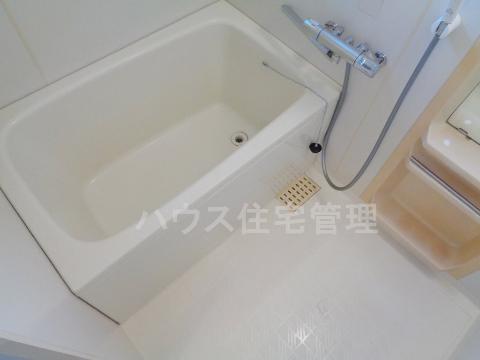 バス・シャワールーム　バス（イメージ）