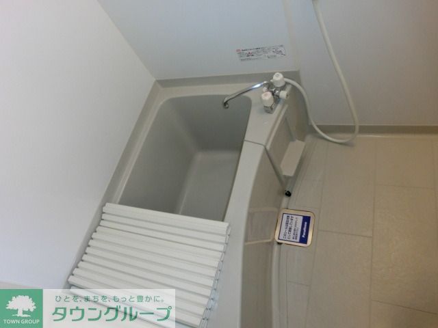 バス・シャワールーム　きれいな浴室