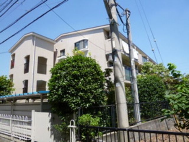 建物外観　★住環境のとてもいい立地★