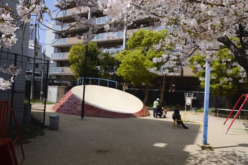 公園　空堀桃谷公園（公園）まで542m
