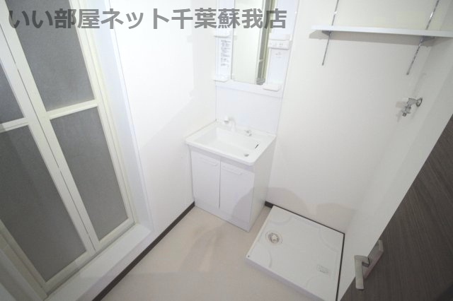 洗面設備　コンパクトで使いやすい洗面所