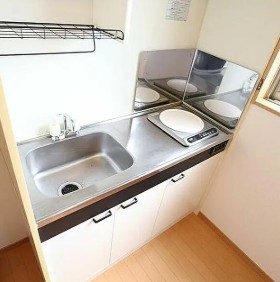 キッチン　※別部屋参考写真