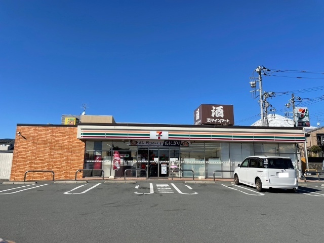 コンビニ　セブンイレブン富士宮東阿幸地店（コンビニ）まで751m