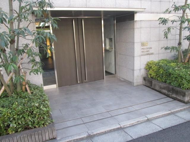エントランス　★高級感のあるエントランス★