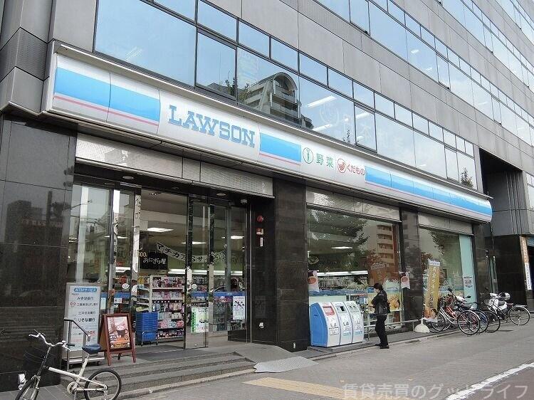 コンビニ　ローソン堀川高辻店（コンビニ）まで194m