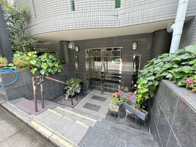 エントランス　★エントランス★