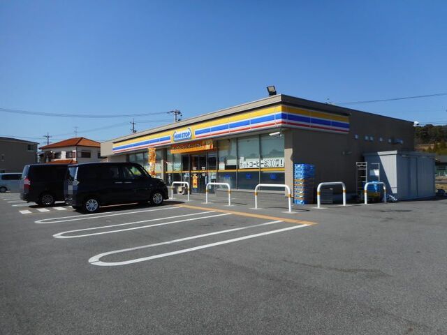 コンビニ　ミニストップ 東阿知和町店（コンビニ）まで1900m