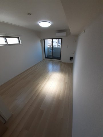 居室・リビング　ゆったりとした居間です