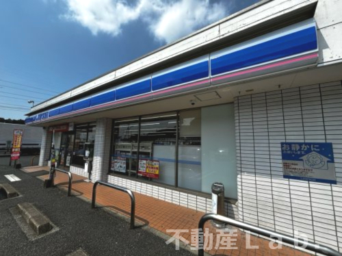 コンビニ　ローソン 宇城松橋町店（コンビニ）まで670m