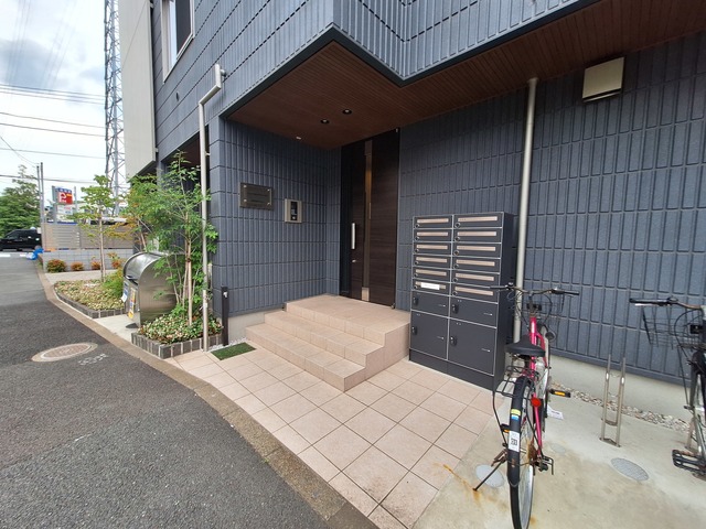 エントランス　エントランス