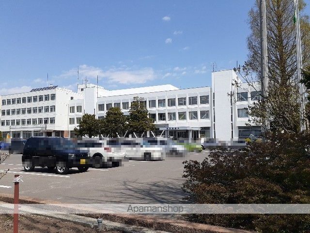 役所　恵庭市役所（役所）まで260m