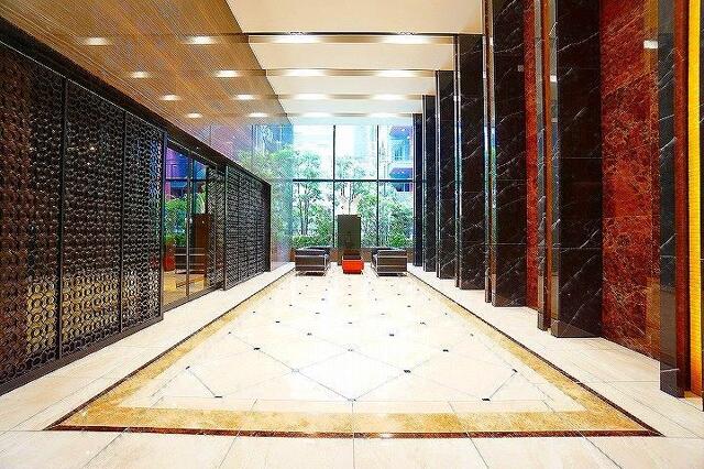 ロビー　エントランス