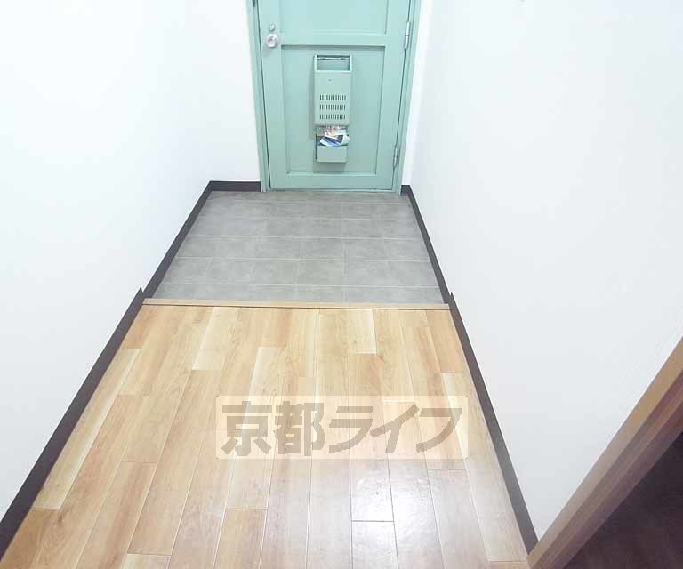 玄関　広めの玄関です。