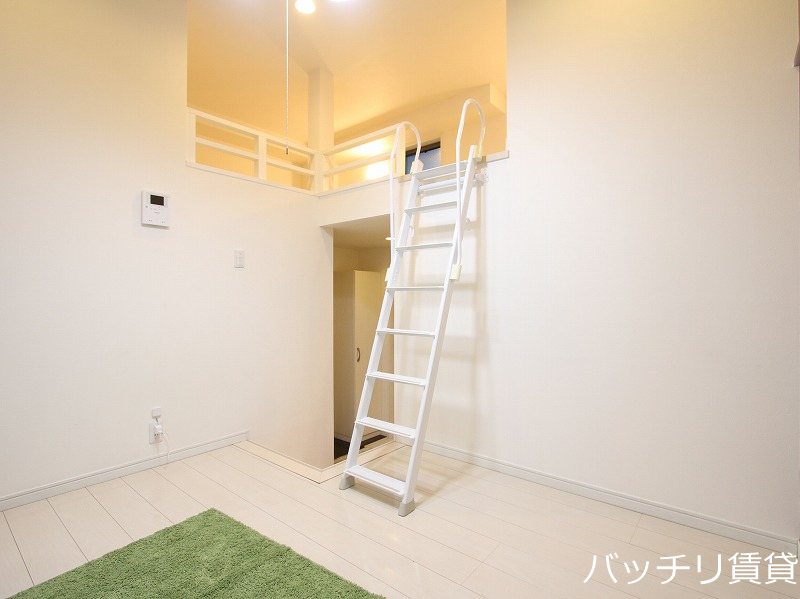 その他　画像は、同型タイプの為、現状を優先いたします。