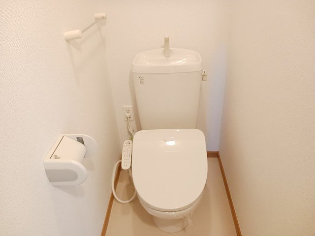 トイレ　シンプルで使いやすいトイレです