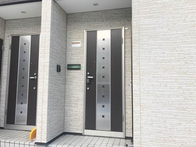 エントランス　建物入り口♪