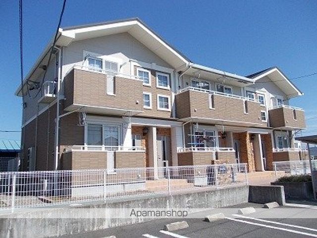 ＪＲ東海道本線 尾張一宮駅 バス乗車時間：11分 最寄りバス停で下車 徒歩32分 築20年