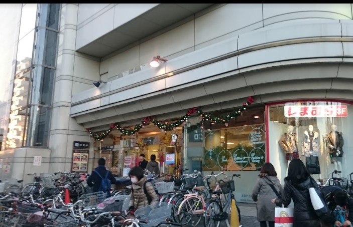 ショッピングセンター　ファッションセンターしまむらまるひろ南浦和店（ショッピングセンター）まで1064m