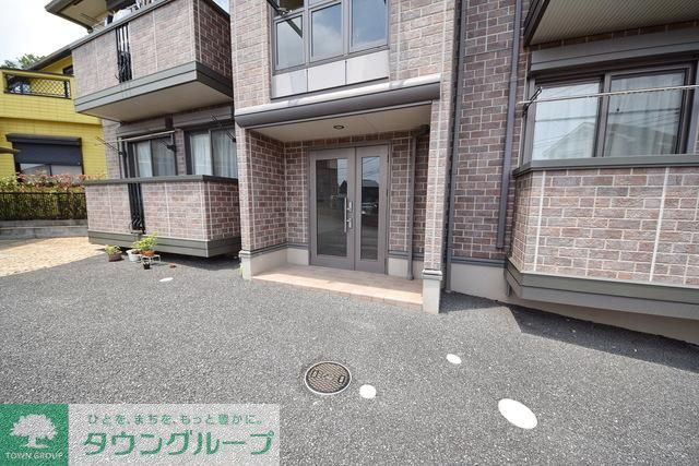 エントランス　エントランス