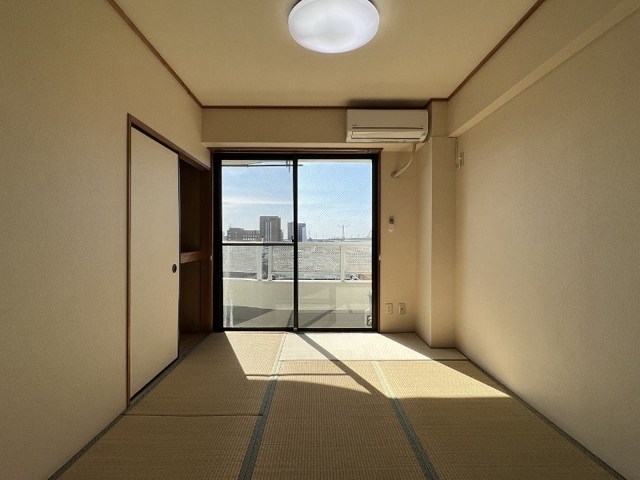 小山ステーションビルの内装写真