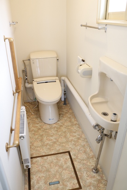 永山6-6貸家のトイレ写真