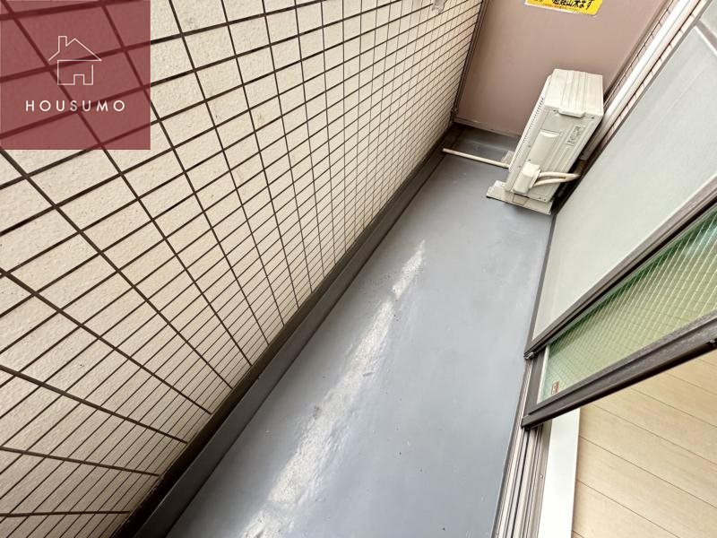 バルコニー　陽当たり良好なバルコニーです