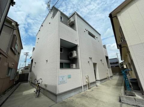 建物外観　外観写真（昼）
