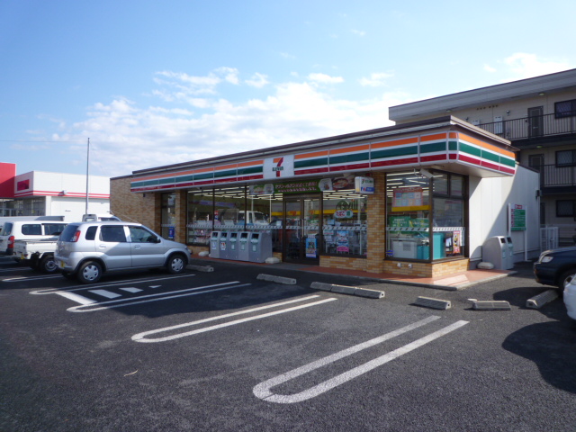 コンビニ　セブンイレブン竜ヶ崎松ヶ丘4丁目店（コンビニ）まで591m