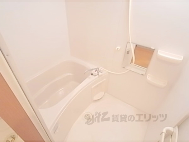 ティムゥル九条の風呂写真