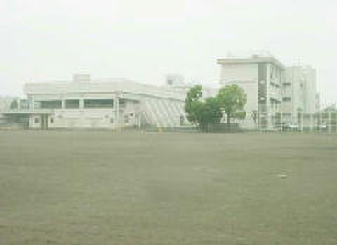 中学校　市立第6中学校（中学校）まで850m