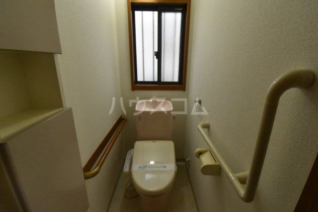 Roin Aのトイレ写真