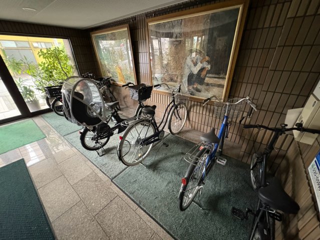 ノイエシュトラッセ山木田ビルの外観写真