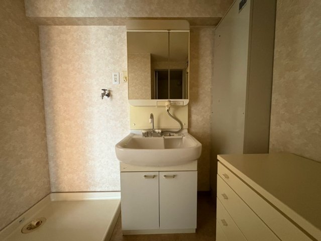 ノイエシュトラッセ山木田ビルの内装写真