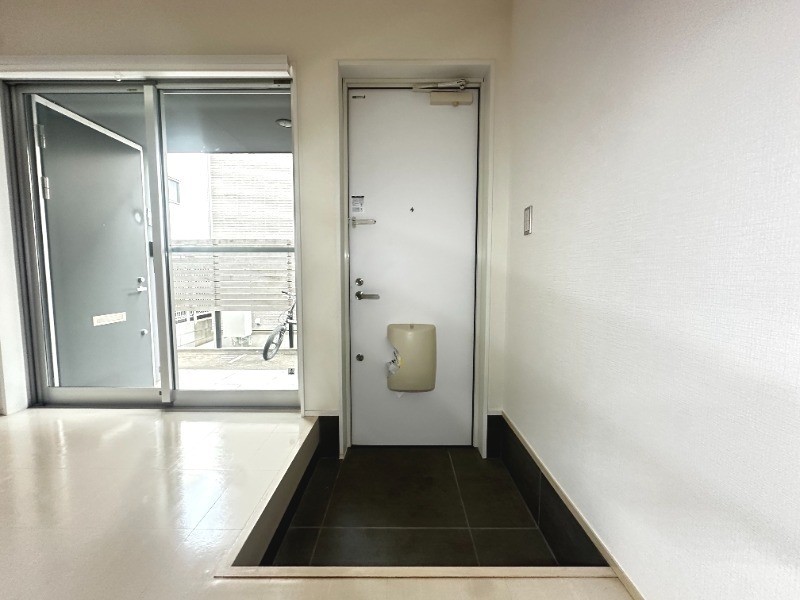 下三条町ソラノマの玄関写真
