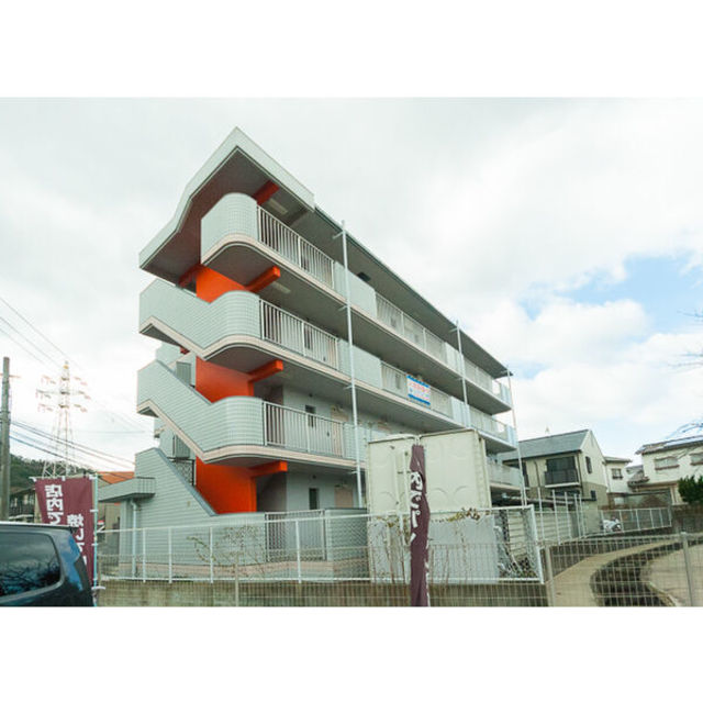 建物外観　【外観写真】平成２３年に全体改修工事をしましたので、外観もき