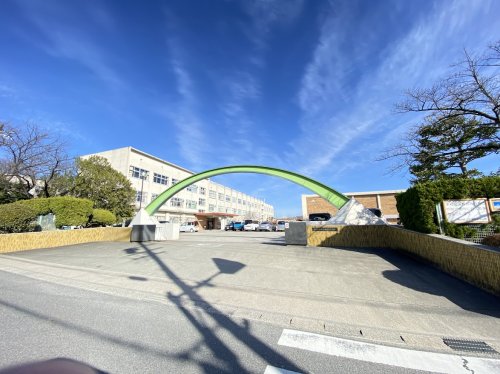 高校・高専　愛知県立千種高校（高校・高専）まで785m