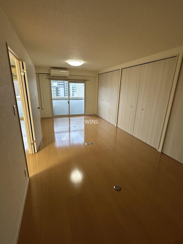洗面設備　別部屋参考写真です