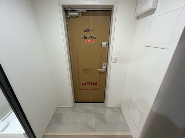 玄関　※同施工会社のイメージ写真※